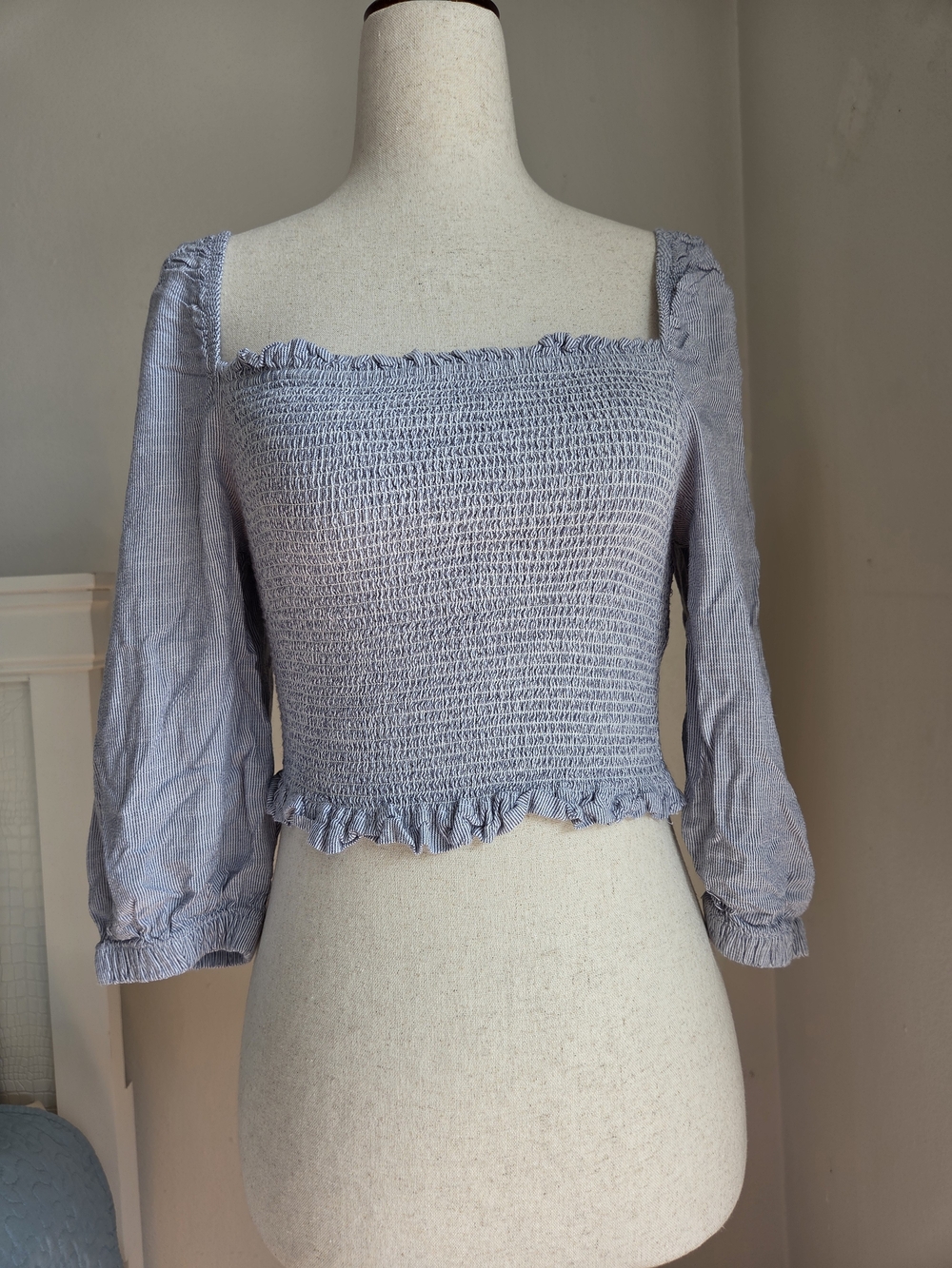 DKNY Light Blue Smocked Square-Neck Crop Top with Puff Sleeves